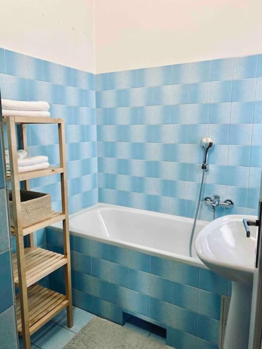 Апартаменты Apartman Teri Тренчин Экстерьер фото
